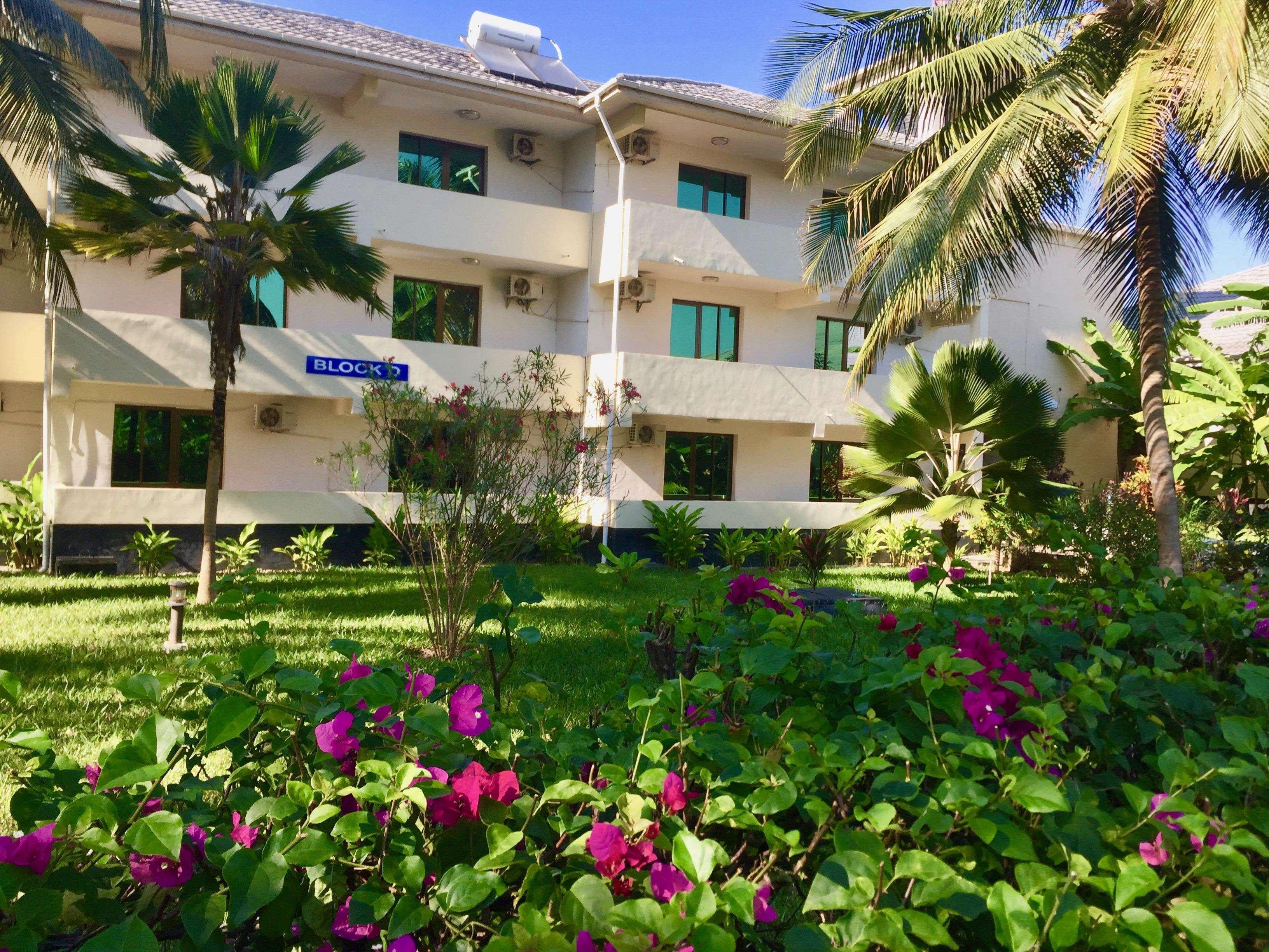 Oceanic Bay Hotel & Resort Багамойо Екстер'єр фото